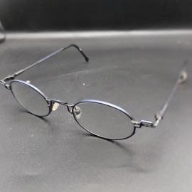 MODA metal frame. Unique Style